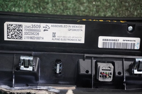 2016 2017 2018 CHEVROLET IMPALA TEMPERATURE HEAT COLD AC Control OEM 23453509 - Picture 3 of 3