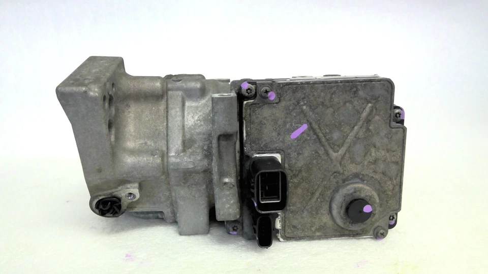 2010 - 2012 LEXUS HS250h AC AIR CONDITIONING COMPRESSOR 042000-0330 OEM - Image 3 of 4