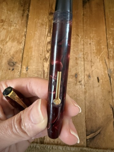 Vintage Conway Stewart 14 Fountain Pen Red Marble 14ct Gold Nib Untested TC - Picture 7 of 10