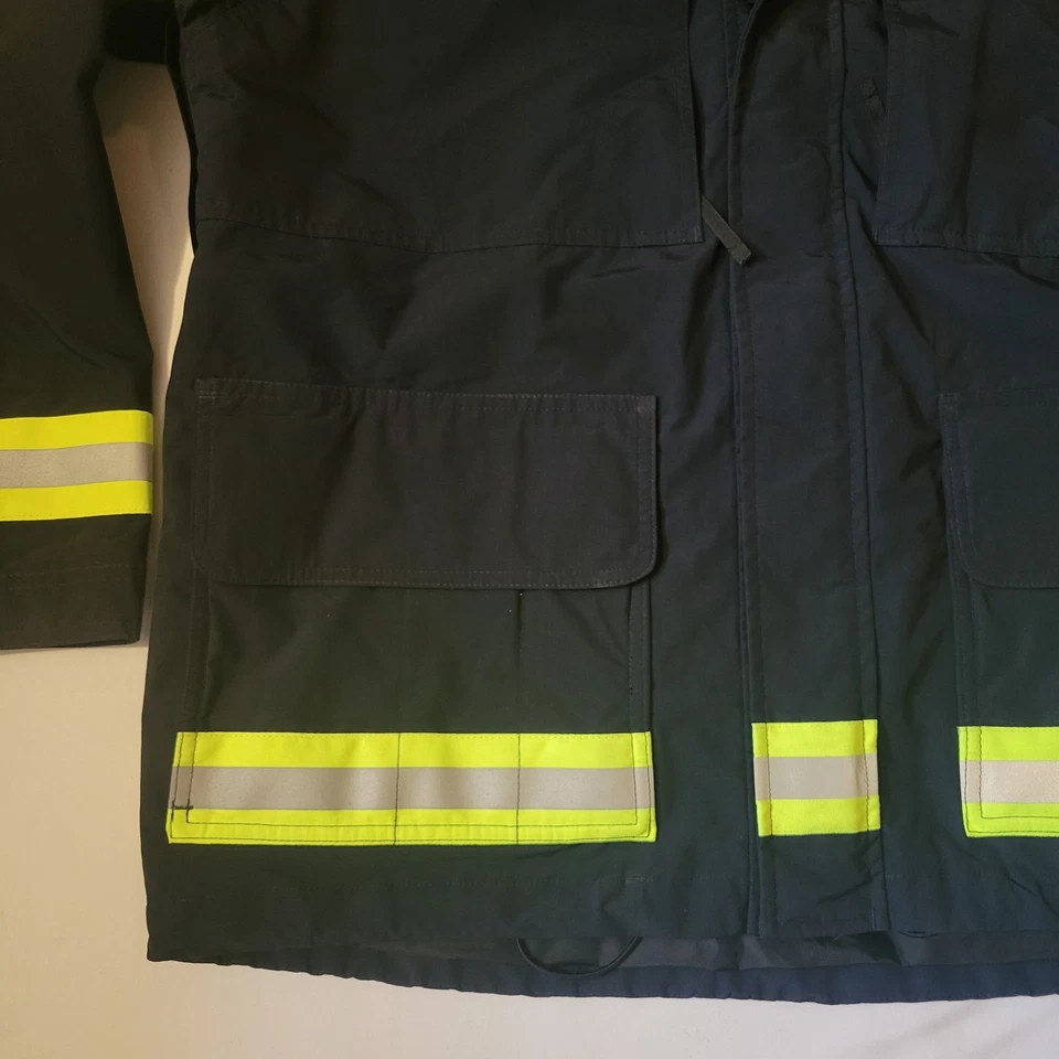 5.11 Tactical Responder Parka Jacket Men Size Large Waterproof Shell Reflective - Image 3 of 4