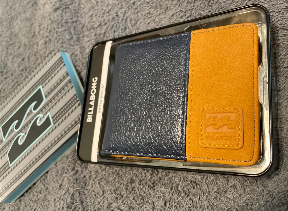 Billetera Billabong para Hombres Doble Plegable Azul Tostado Bloque de Color Foto Identificación Delgada Nueva con Etiquetas Rara Foto 3 de 4