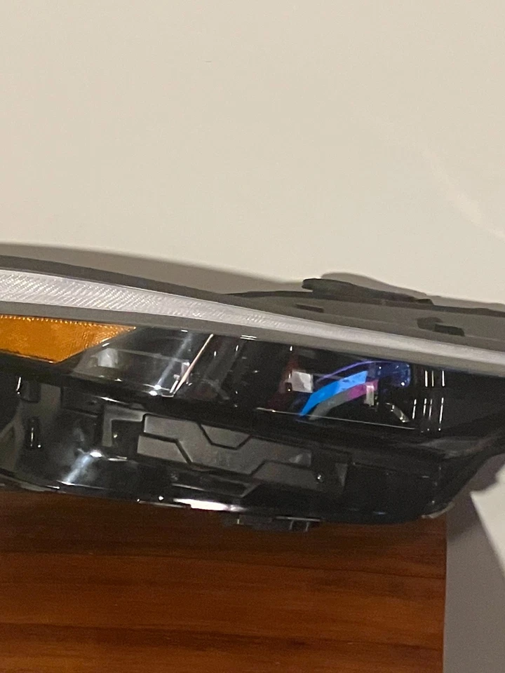 FARO DERECHO HYUNDAI ELANTRA N LINE 2024-2025 OEM 92102 AA740 Foto 3 de 4