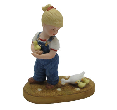 Vintage 1983  Country Store Little Farmers Figurine  Girl With Ducks   D. Jacobs