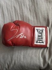Julio Cesar Chavez Autographed Signed Everlast Boxing Glove (JSA COA)