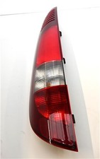 RÜCKLICHT LINKS IN DER HECKKLAPPE Mercedes-Benz Vaneo (W414) A4148200364 RÜCKLICHT LINKS IN DER HECKKLAPPE Mercedes-Benz Vaneo (W414) A4148200364