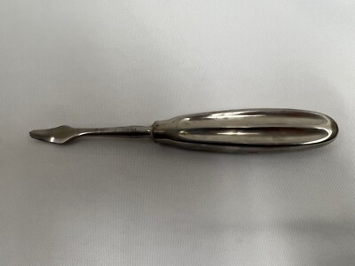 Zimmer 2977-01 Chandler Elevator, Blade 13mm, Tip 22mm, WL 19cm