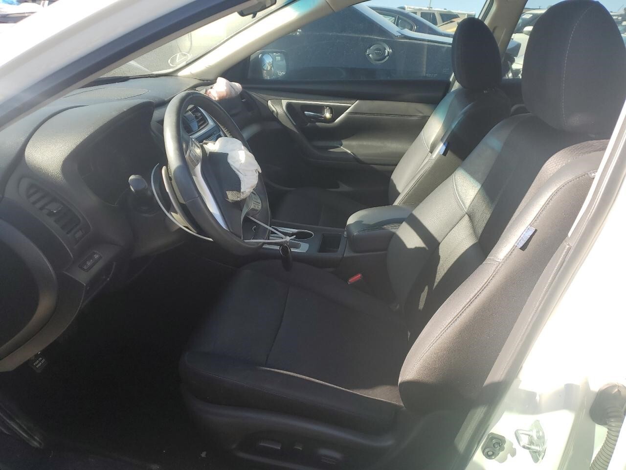 Used Front Frame Crossmember fits: 2017 Nissan Altima Front suspension 2.5L 4 cy