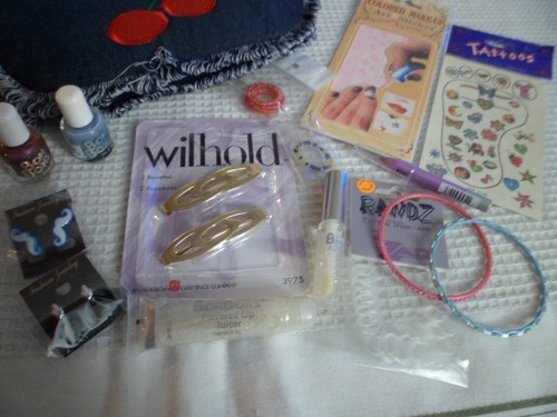 Girl's Blue Jean Cherry Purse w/HairCare BonBons EarRings Fashion Gift 16 Pieces - Picture 3 of 5