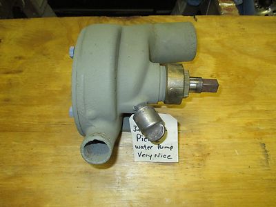 READ DESCRIPTION ! PIERCE ARROW  - V-12 WATER PUMP - GOOD CORE - NO CRACKS