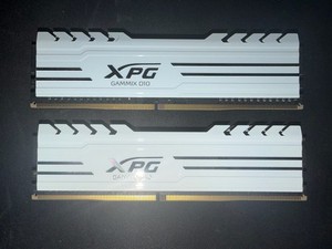 XPG GAMMIX D10 16GB (2x8GB) DDR4 DIMM PC4-24000 288-Pin RAM AX4U300038G16A-BW10