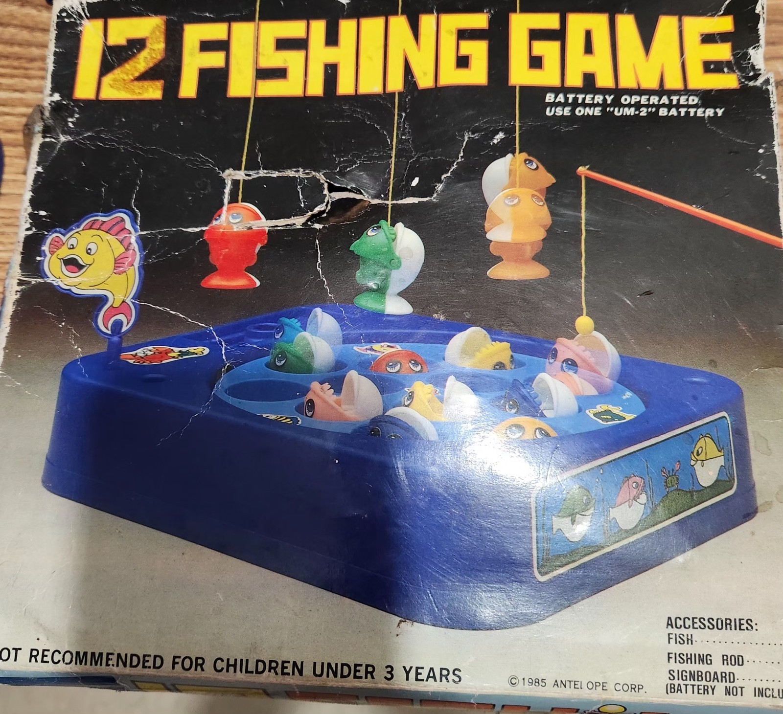 Vintage 12 Fishing Game By Antelope Corp 1985