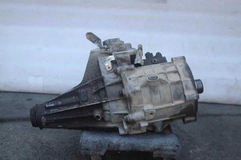 2001 CHEVROLET BLAZER TRANSFER CASE NP8 142K MILES - Image 4 of 4