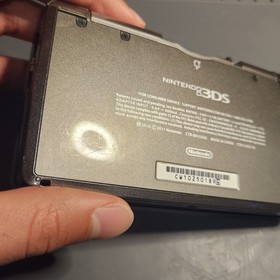 Nintendo 3DS System - Cosmo Black - W/Charger 