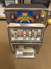 WACO Casino Crown Mechanical Slot Machine Coin-Operated Made in Japan