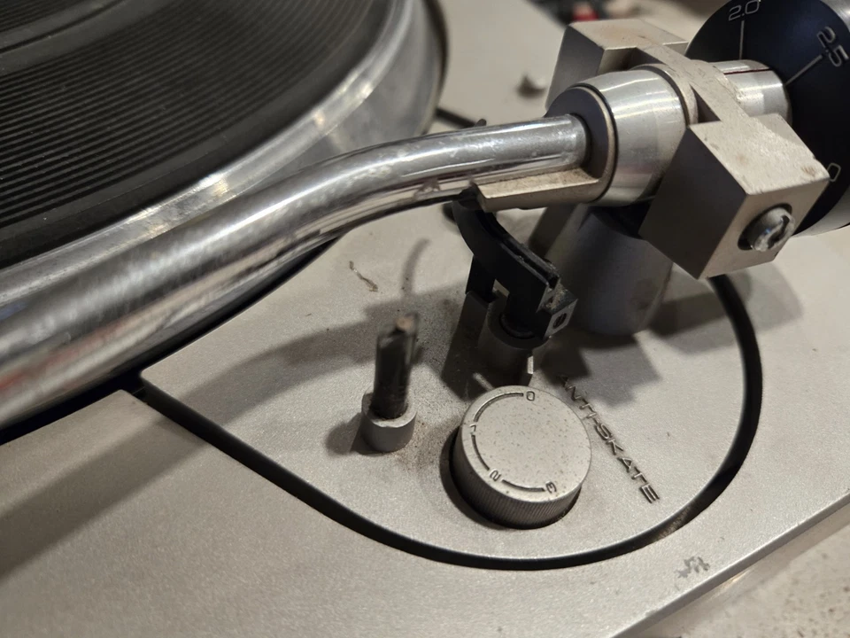 Piezas o reparación de tocadiscos de accionamiento directo automático Pioneer PL-3000  Foto 3 de 4