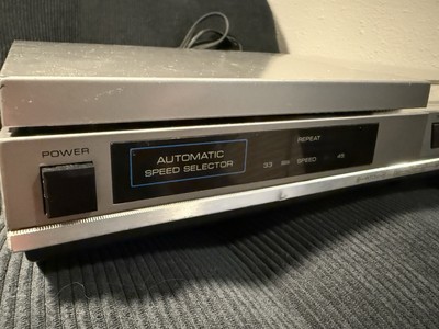 Realistic Lab-2200 Linear Tracking Direct Drive Turntable Record