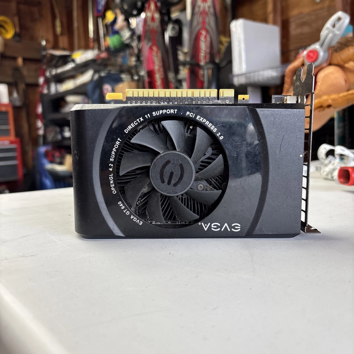 Comparer les prix : Zotac ZT-P10300A-10L GeForce GT 1030 2Go GDDR5 Carte Graphique - Cartes