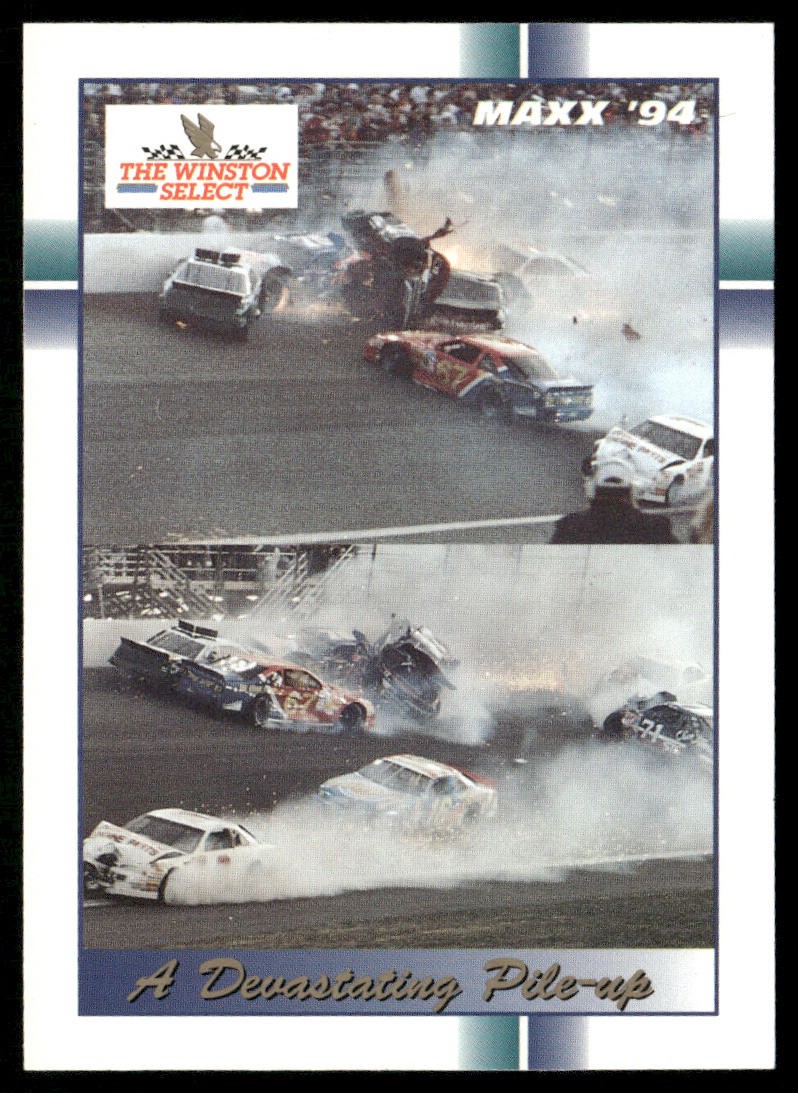 A Devastating Pile-up 1994 Maxx #325