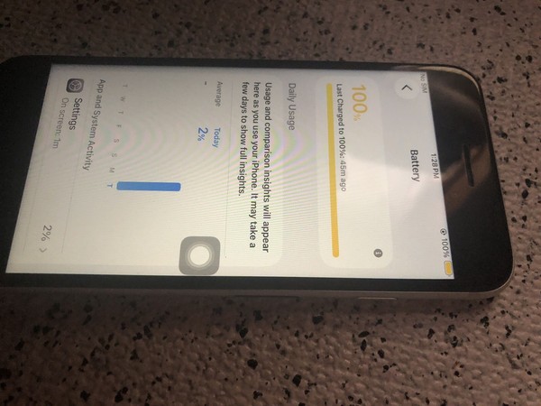 Iphone SE (2020) 5