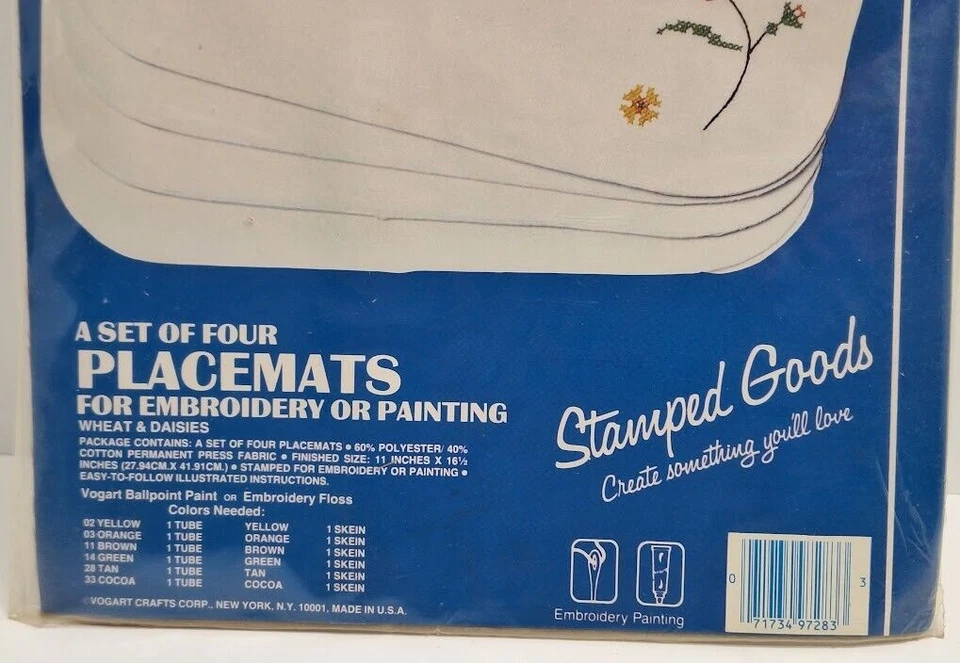 VINTAGE VOGART CRAFT SET OF 4 PLACEMATS  STAMPED Roses WHEAT & DAISIES 8728C - Image 3 of 4