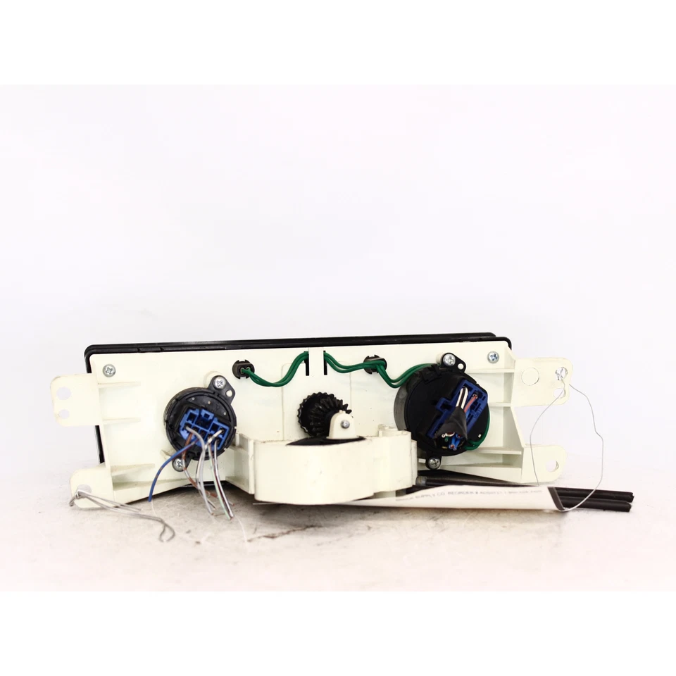 1996 Toyota Avalon Temperature Control Unit Part Number - 655-51201 - Image 3 of 4