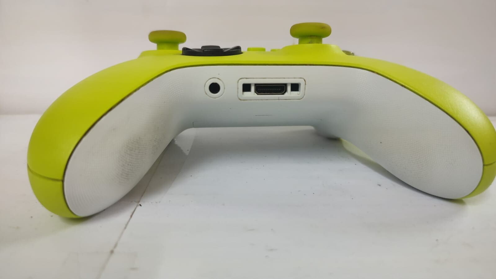 Picture 2 of 3