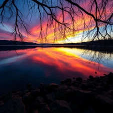 Digital Picture of Beautiful lake view with water reflecting printable file