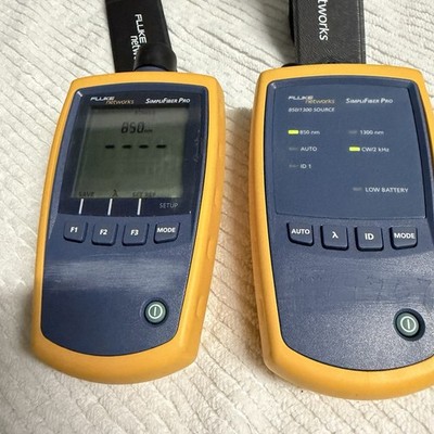 Fluke Networks SimpliFiber Pro Fiber Optic Cable Tester and Source Set Used