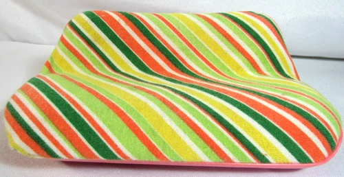 VINTAGE MATTEL 1978 BARBIE DREAM HOUSE LIVING ROOM SOFA COUCH FURNITURE