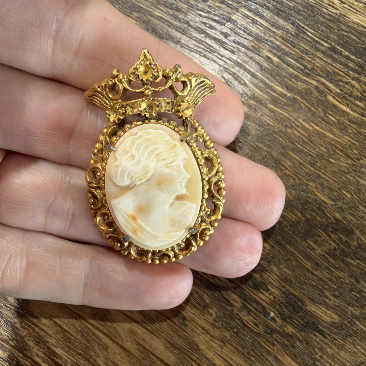 Florenza Signed Vintage & Antique Fashion Brooches & Pins for sale