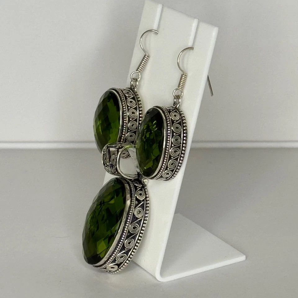 Vintage Peridot Pendant and Earrings Set Swirl Design 925 Sterling Silver Plated - Image 3 of 4
