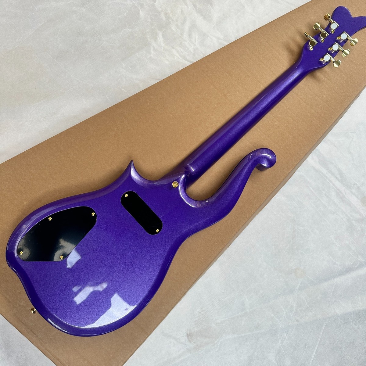 Standard 6strings Viola Prince Cloud Chitarra Elettrica Oro Hardware S-H Pickups