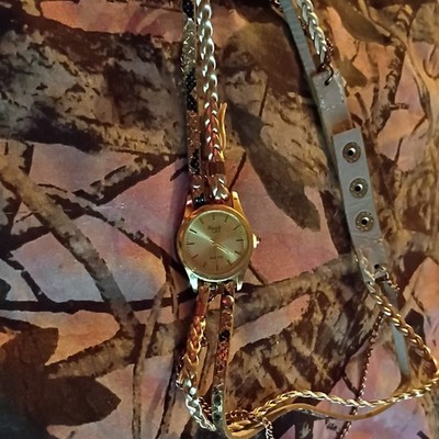 Clogau Women s Vintage Quartz Analog Gold-Tone Round Bracelet Watch 18mm