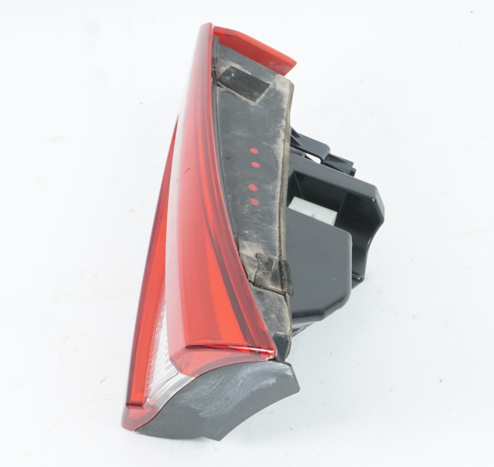 14-17 MASERATI QUATTROPORTE TAIL LIGHT INNER RIGHT PASSENGER SIDE OEM