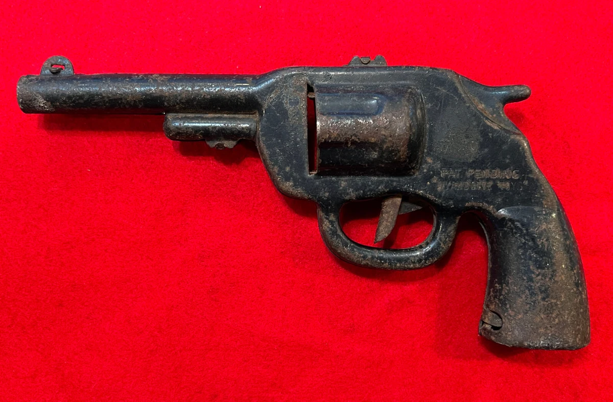 Vintage Wyandotte Clicking Toy Gun Pressed Steel Tin Works eBay