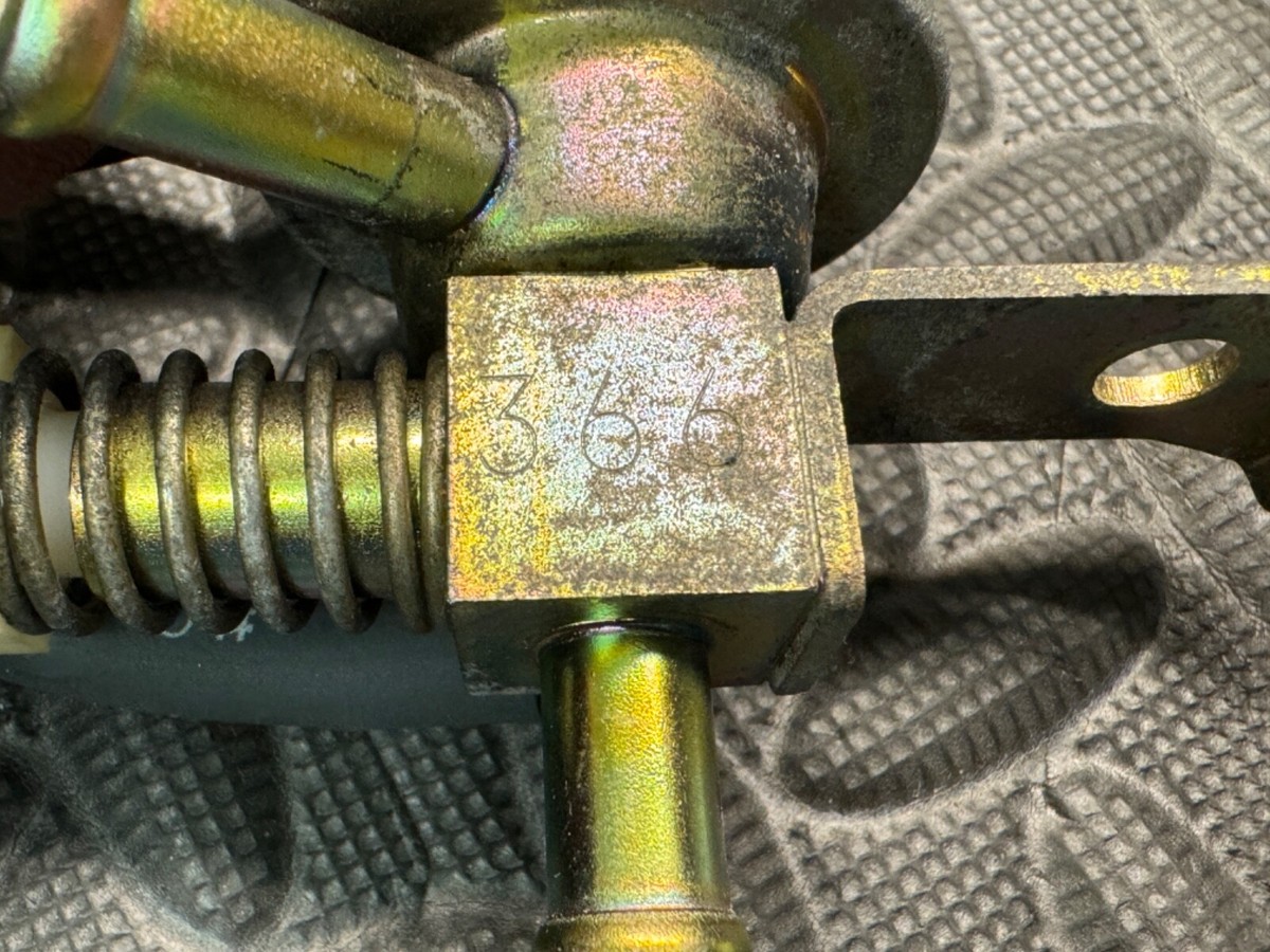 88-91 Toyota GTS 4AGE Corolla AC Vacuum Actuator Valve Idle Up