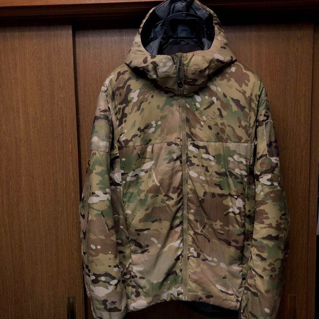 Piumino Arc'teryx Leaf ATOM SV Multicam poliestere taglia M usa dalppone