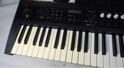 Korg PS60 61-Key Synthesizer Synth Electric Keyboard With carrying