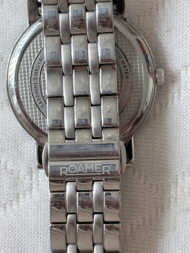 1045833_4