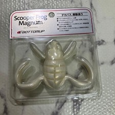 Scooper Frog Magnum