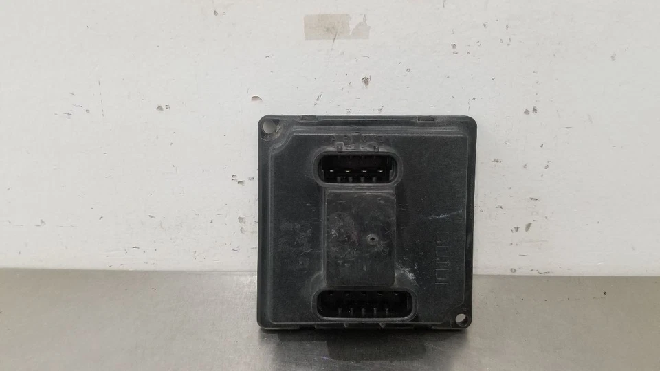 01 MÓDULO CONTROL LÁMPARA FARO CHEVY CORVETTE C5 Foto 3 de 4