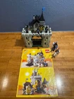 Lego - Castle - 6074 - Black Falcon's Fortress - 100% Complete - Instructions