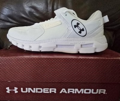 Under Armour UA HOVR Beige/White Training Shoes 3022977-100 Mens Size 9.5