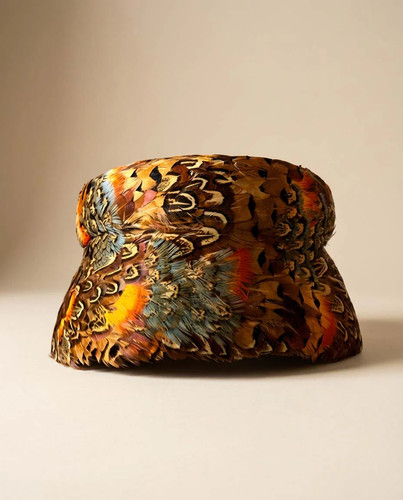 Vintage 1950s Pheasant Feather Hat – G. Fox & Co Hartford Feather Bucket