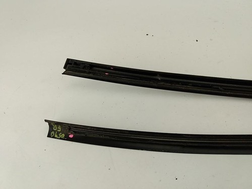 BMW 328i E90 Sedan Pair Of Body Door Trim Pieces Fits 2007 2008 2009 2010 2011 - Picture 7 of 12