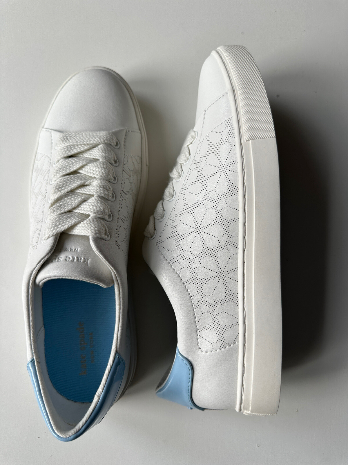 NUEVO Kate Spade Audrey Blanco Azul Cuero Zapatillas Zapatos Talla 39.5 (UK7)