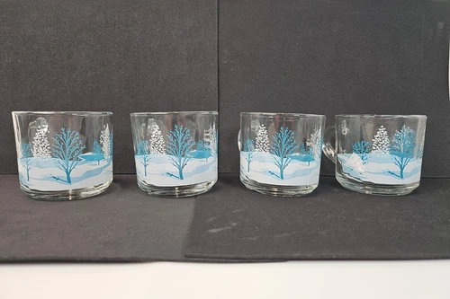 Set Of 4 Vtg Anchor Hocking Winter Woodland Christmas Tree Coffee Cup Mugs 