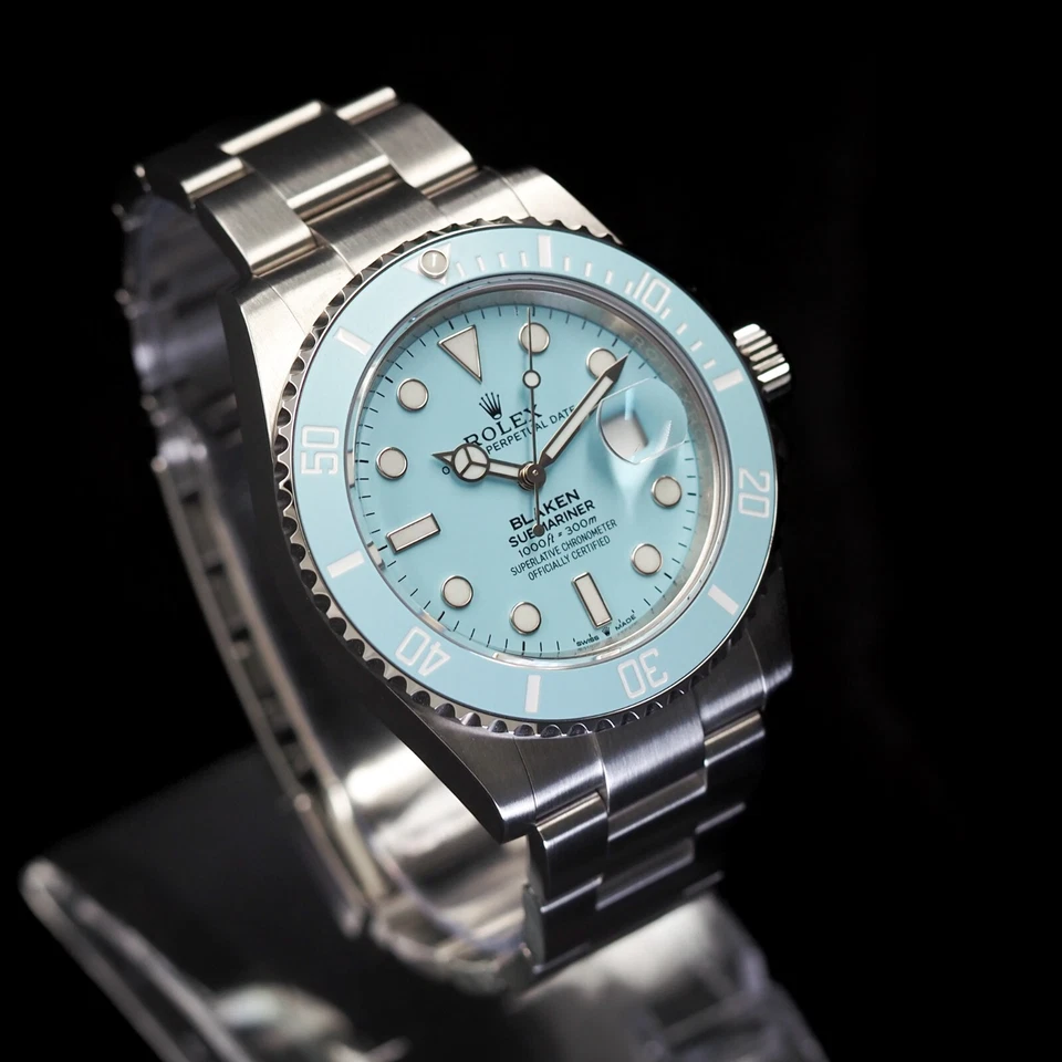 Rolex Submariner esfera azul turquesa negra caja completa y papeles 126610LN Foto 3 de 4