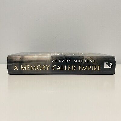  A Memory Called Empire (Teixcalaan, 1): 9781250186430: Martine,  Arkady: Books