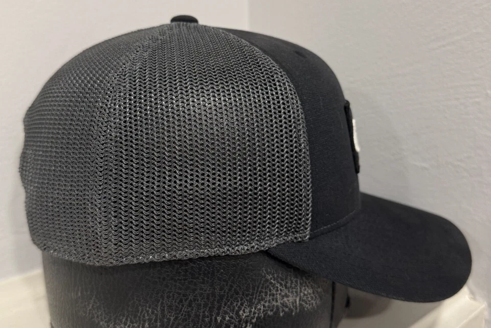 Sombrero de camionero Cabela's de malla Snapback negro/gris Foto 4 de 4